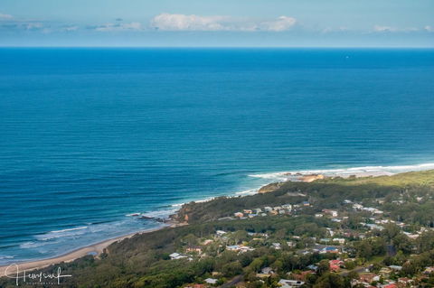 Valla's Beach House - ACT Tourism 0