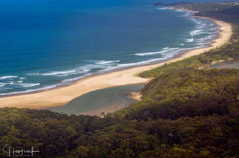 Valla's Beach House - ACT Tourism 4