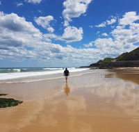 Arena Luxury Beachfront Apartment - ACT Tourism