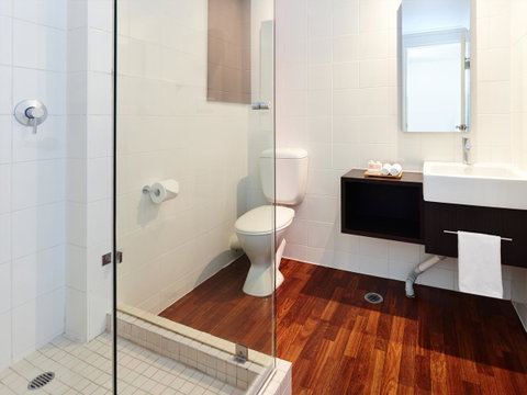Hotel Urban St Leonards - ACT Tourism 15
