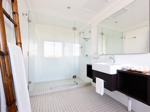 Hotel Urban St Leonards - ACT Tourism 17