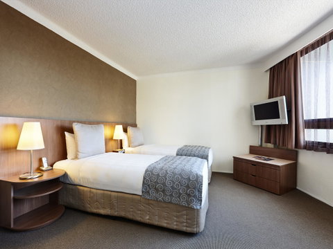 Hotel Urban St Leonards - ACT Tourism 14