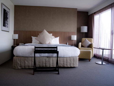 Hotel Urban St Leonards - ACT Tourism 9