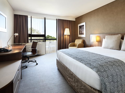 Hotel Urban St Leonards - ACT Tourism 1
