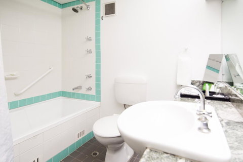 Holiday Inn Parramatta, An IHG Hotel - ACT Tourism 36