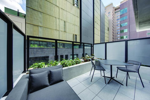 Vibe Hotel Sydney Darling Harbour - ACT Tourism 14