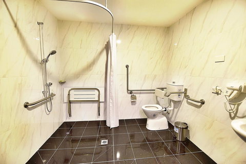 Megaboom City Hotel - ACT Tourism 38