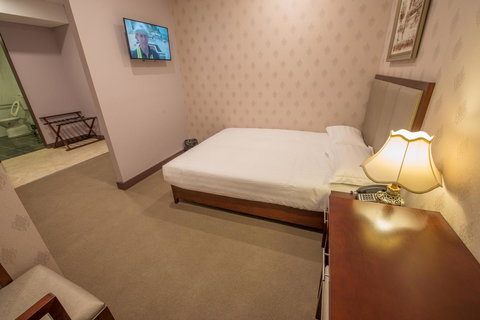 Megaboom City Hotel - ACT Tourism 15