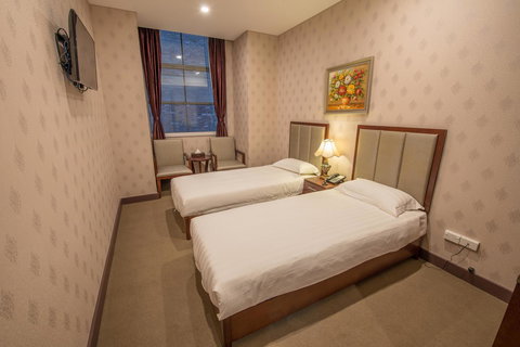 Megaboom City Hotel - ACT Tourism 21