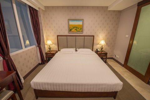 Megaboom City Hotel - ACT Tourism 3
