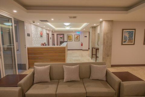 Megaboom City Hotel - ACT Tourism 6