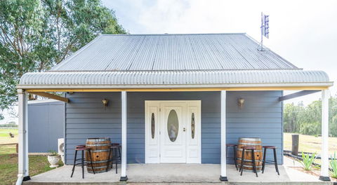 Madigan Wine Country Cottages - ACT Tourism 20
