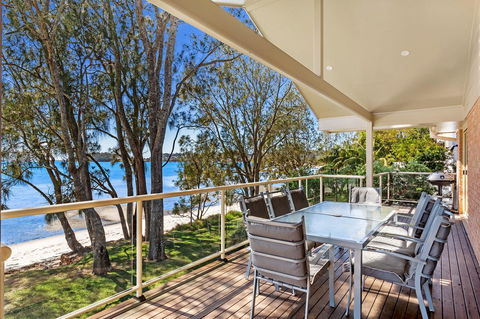 Foreshore Drive, 123, Sandranch - ACT Tourism 0