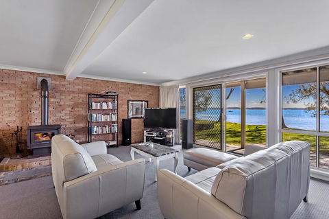 Foreshore Drive, 123, Sandranch - ACT Tourism 1