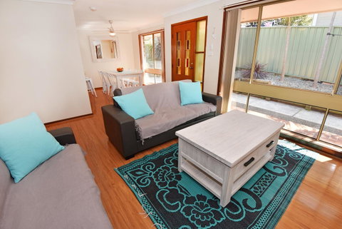 Hopetoun Villa - ACT Tourism 0