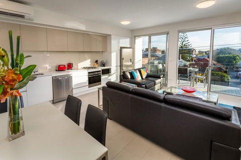 Hamilton Executive Apartments - ACT Tourism 25