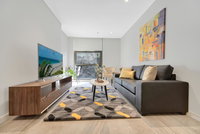 Book Sydney Accommodation Vacations ACT Tourism ACT Tourism