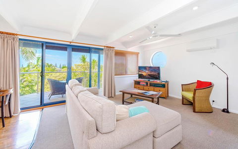 Coast Yamba - Adults Only - ACT Tourism 21