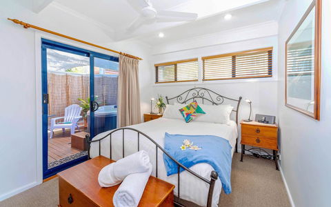 Coast Yamba - Adults Only - ACT Tourism 14