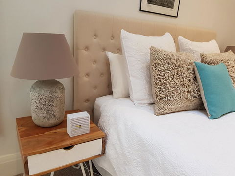 Private Room - Luxury Mosman Home - ACT Tourism 14