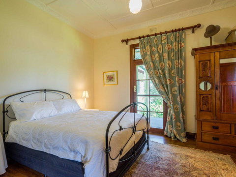 Roscrea Homestead Premier Homestead Accommodation - ACT Tourism 4