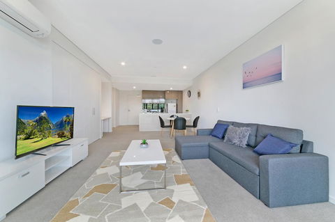 Stylish And Neat Two Bed Apartment In Wentworth Point - ACT Tourism 1