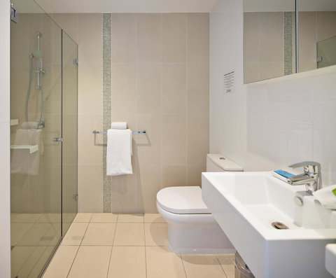 Zara Tower â€“ Luxury Suites And Apartments - ACT Tourism 8