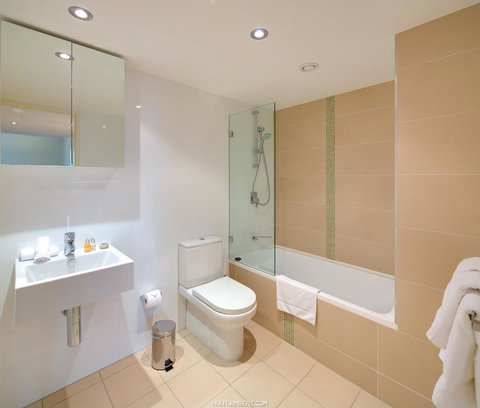 Zara Tower â€“ Luxury Suites And Apartments - ACT Tourism 23