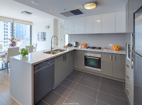 Zara Tower â€“ Luxury Suites And Apartments - ACT Tourism 20
