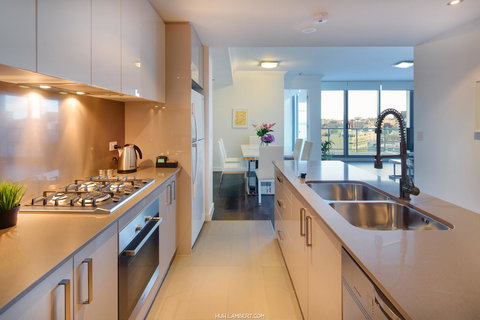 Zara Tower â€“ Luxury Suites And Apartments - ACT Tourism 26