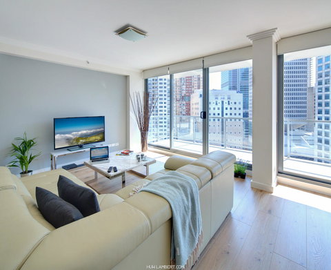 Zara Tower â€“ Luxury Suites And Apartments - ACT Tourism 28