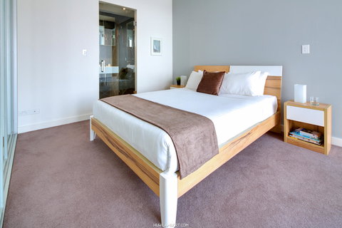 Zara Tower â€“ Luxury Suites And Apartments - ACT Tourism 24