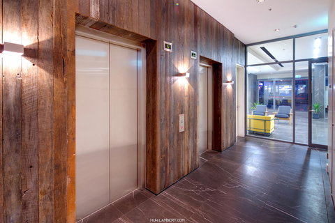 Zara Tower â€“ Luxury Suites And Apartments - ACT Tourism 18