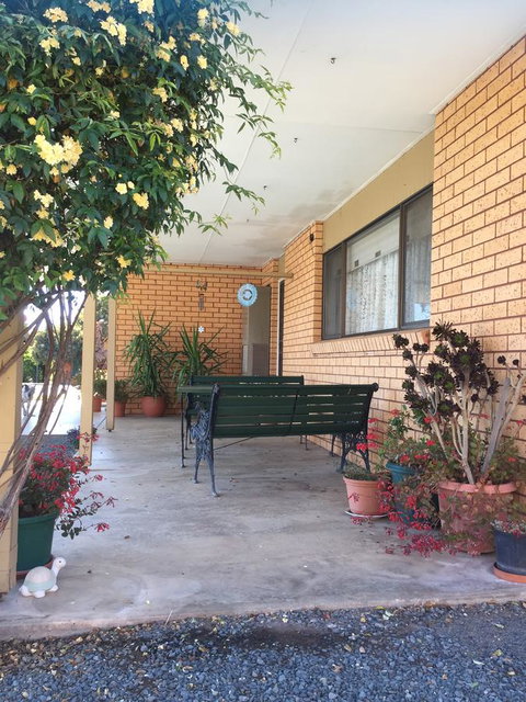 Deniliquin Motel - ACT Tourism 3