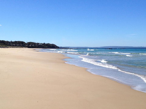 Rocketz At Berrara Beach - ACT Tourism 9