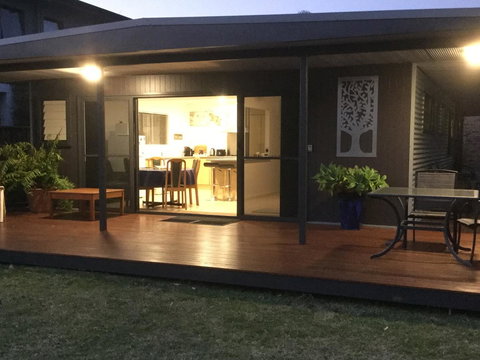 Rocketz At Berrara Beach - ACT Tourism 15