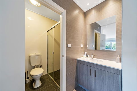 Carlton Suites - ACT Tourism 3