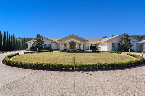 One Mile Mansion - Private Coastal Retreat FREE FAMILY ADVENTURE PASS - ACT Tourism 22