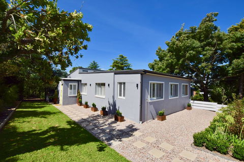 Wildlife Lodge Katoomba - ACT Tourism 1