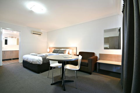 The Aberdeen Motel - ACT Tourism 2
