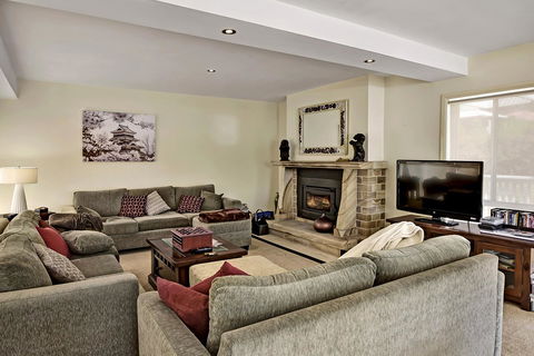 Bundanoon Lodge - ACT Tourism 34