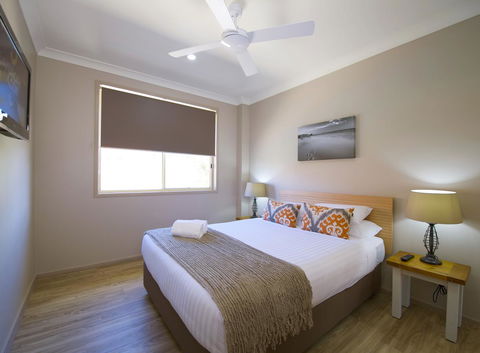 Marty's @ Little Beach - ACT Tourism 20