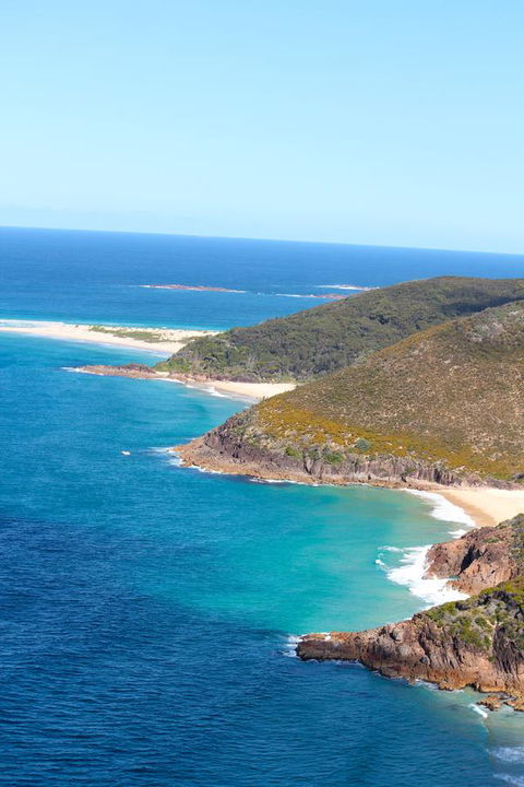 Marty's @ Little Beach - ACT Tourism 9