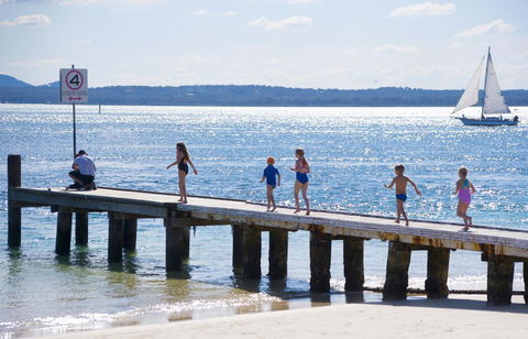 Marty's @ Little Beach - ACT Tourism 32