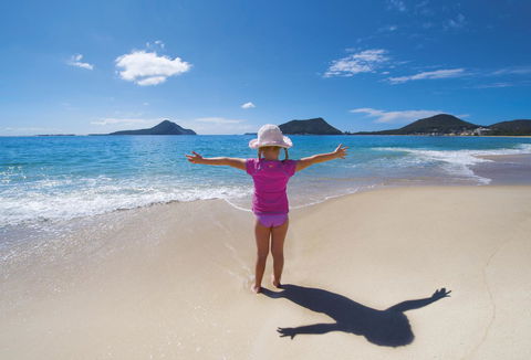 Marty's @ Little Beach - ACT Tourism 2