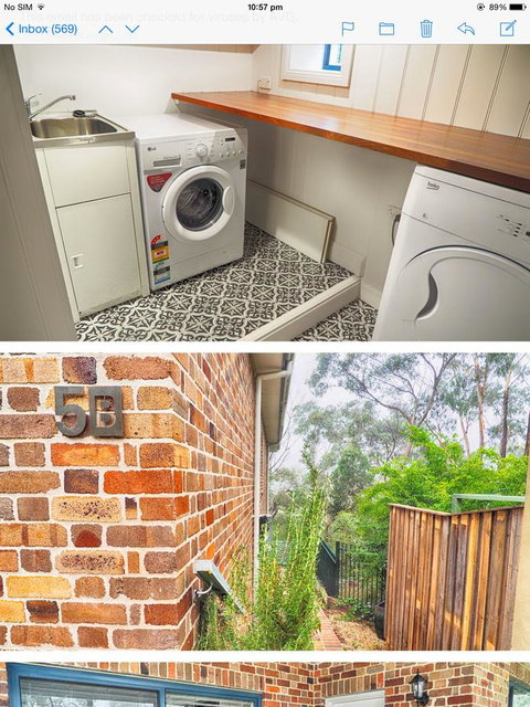 Hideaway Holiday Apartments - ACT Tourism 21