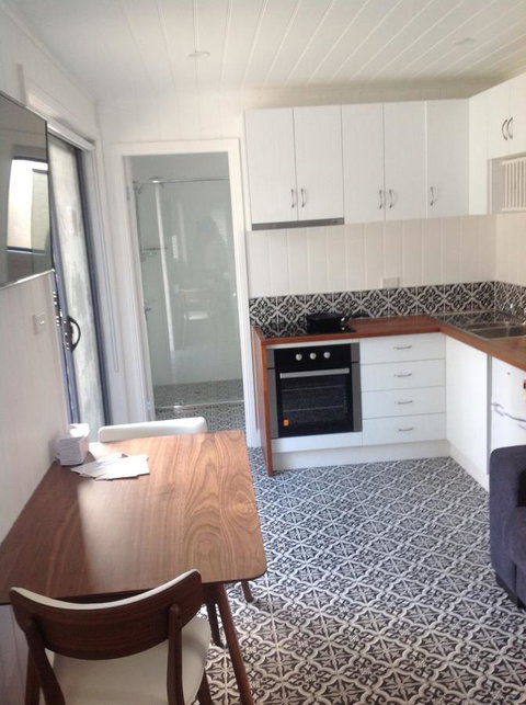 Hideaway Holiday Apartments - ACT Tourism 10