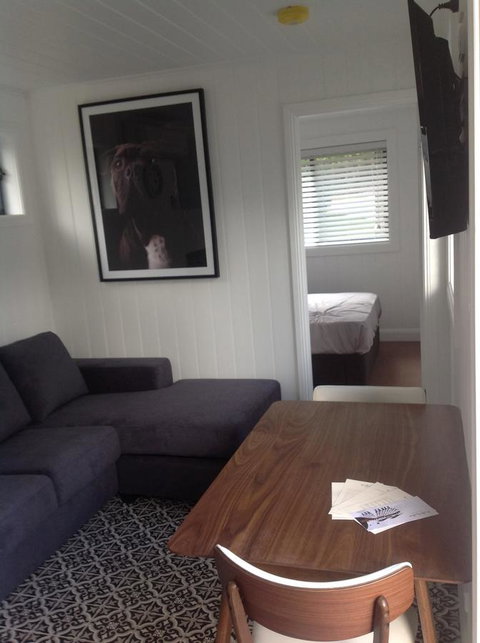 Hideaway Holiday Apartments - ACT Tourism 12