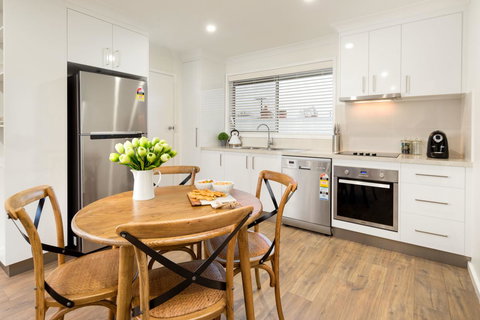 Sleeping In Style - Central & Sophisticated - ACT Tourism 6