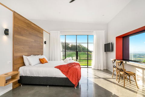 Sundays At Byron - ACT Tourism 11
